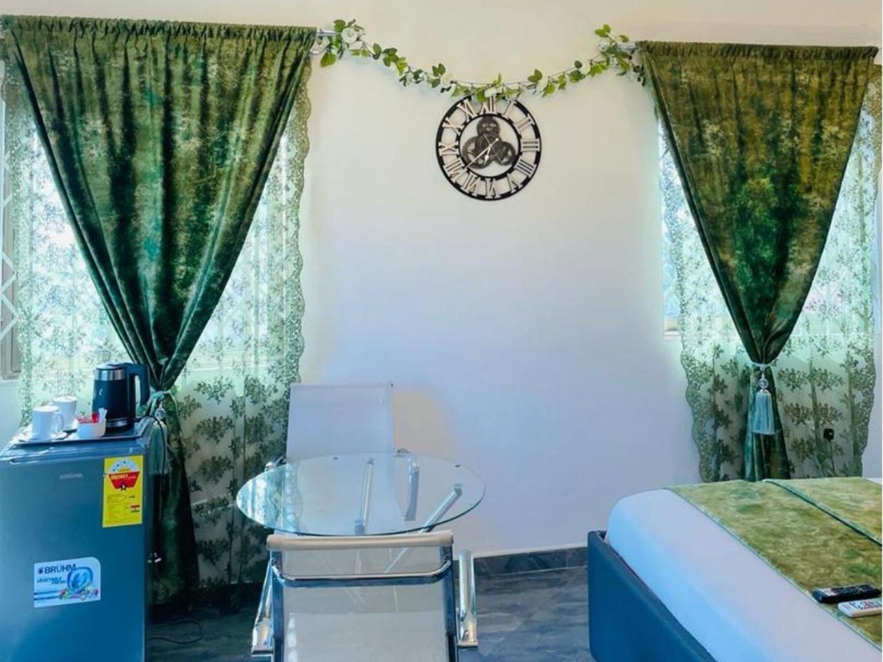 Perriman Hotel Kokrobite Luaran gambar