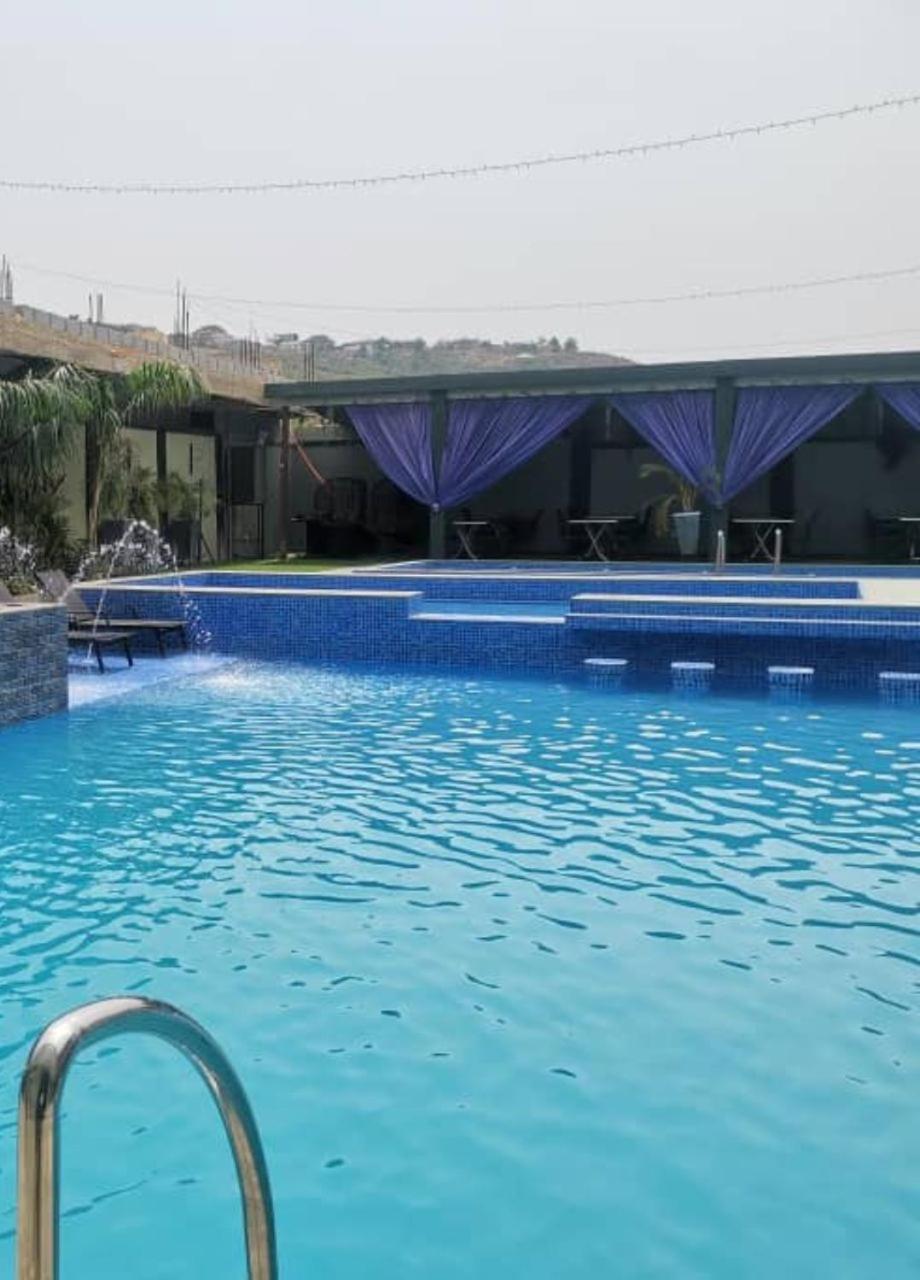 Perriman Hotel Kokrobite Luaran gambar