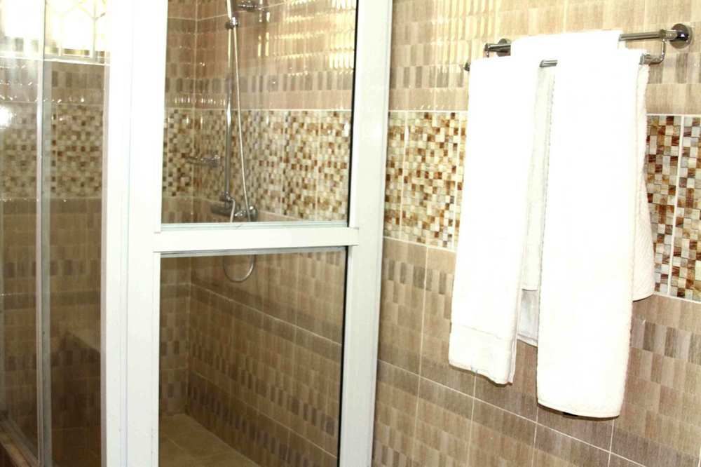 Perriman Hotel Kokrobite Luaran gambar
